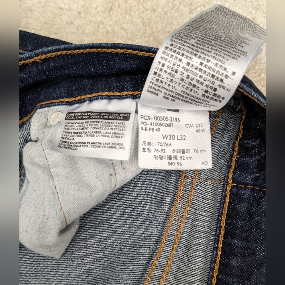 Levi's 505 jeans 30W x 32L - Picture 11 of 11